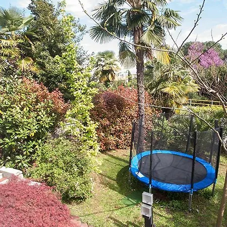 Apartment Sunny Garden *